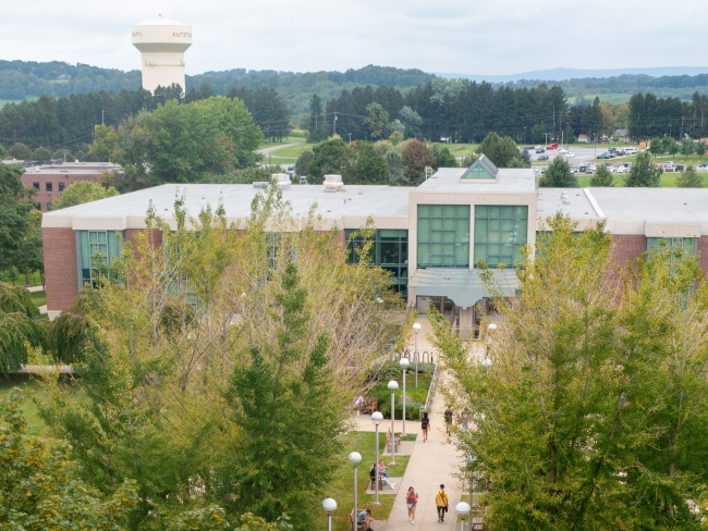 Kutztown University library on the first day of classes for fall 2023